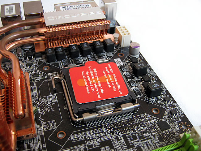 6 Foto 6 Review MSI P7N Diamond