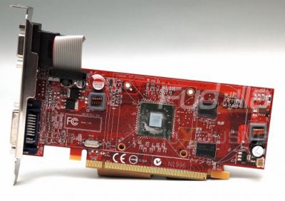 4350-400x282 Primera foto desnuda de la Radeon HD 4350