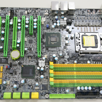 Foto DFI LANPARTY UT X58