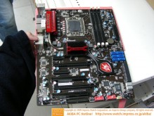 Foxconn X58 Flaming Blade fotografiada