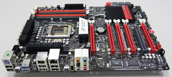 Asus_Maximus_III_Extreme_board_00