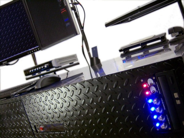 the_desk_04 the_desk_04