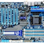 Oficial: Gigabyte GA-X58A-UD9, vestida para matar