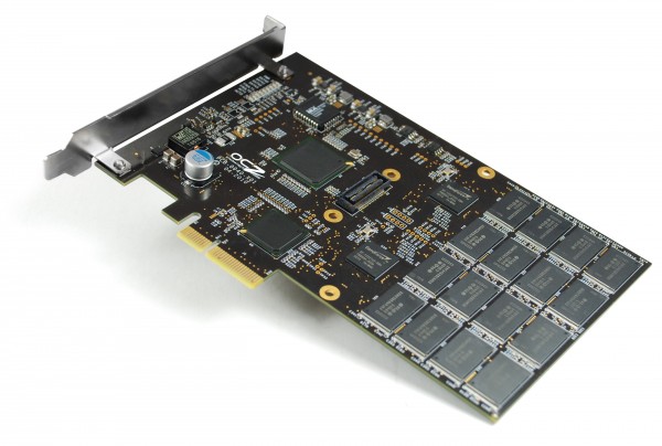 RevoDrive_PCIe_SSD_2