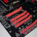 EVGA X79 Classified E779 posa de cuerpo entero