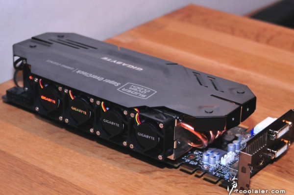 Gigabyte_GTX680_SuperOverClock_WindForce_5X_07