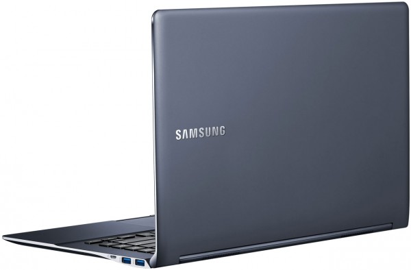 Samsung_NP900X4C_Ultrabook_01