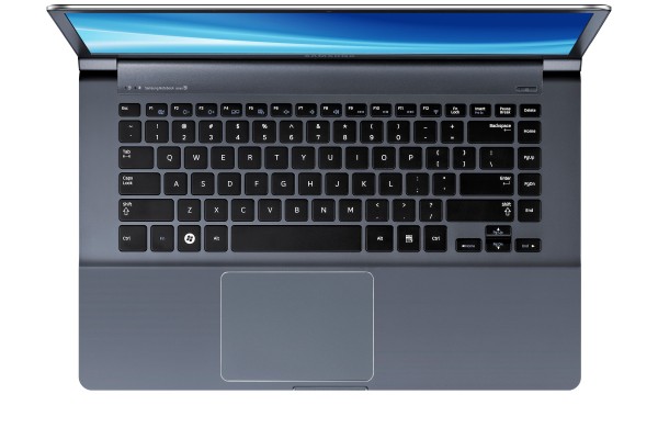 Samsung_NP900X4C_Ultrabook_06