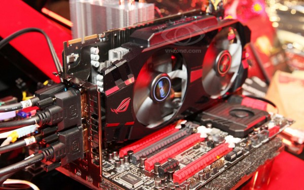 ASUS_ROG_Matrix_HD7970_02