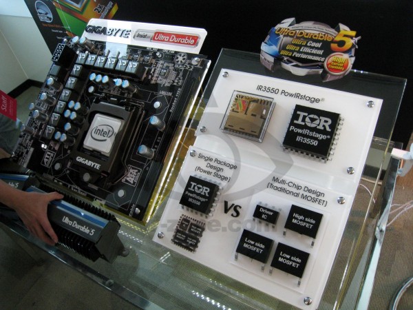 Gigabyte_GA-Z77-UP7_05