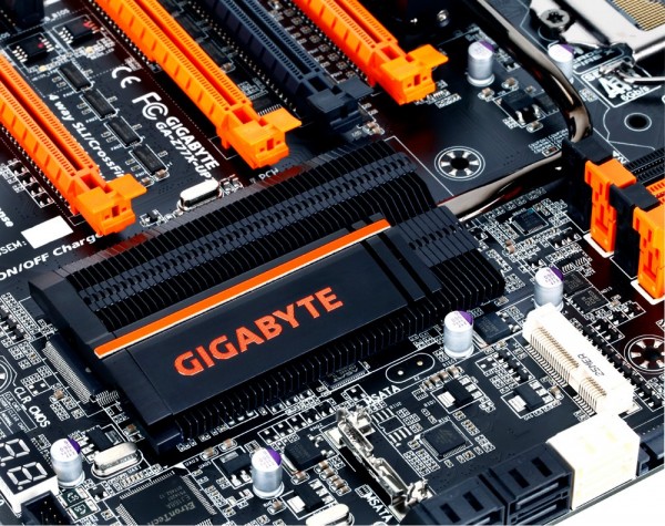 Gigabyte_Z77X-UP7_03