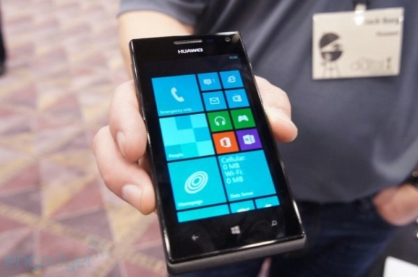 Huawei_Acend_W1_01