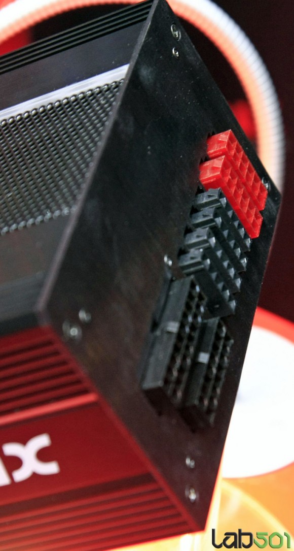 Enermax_Fanless_PSU_04