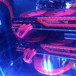 AMD Radeon HD 7990 (Malta) fotografiada en CrossFireX